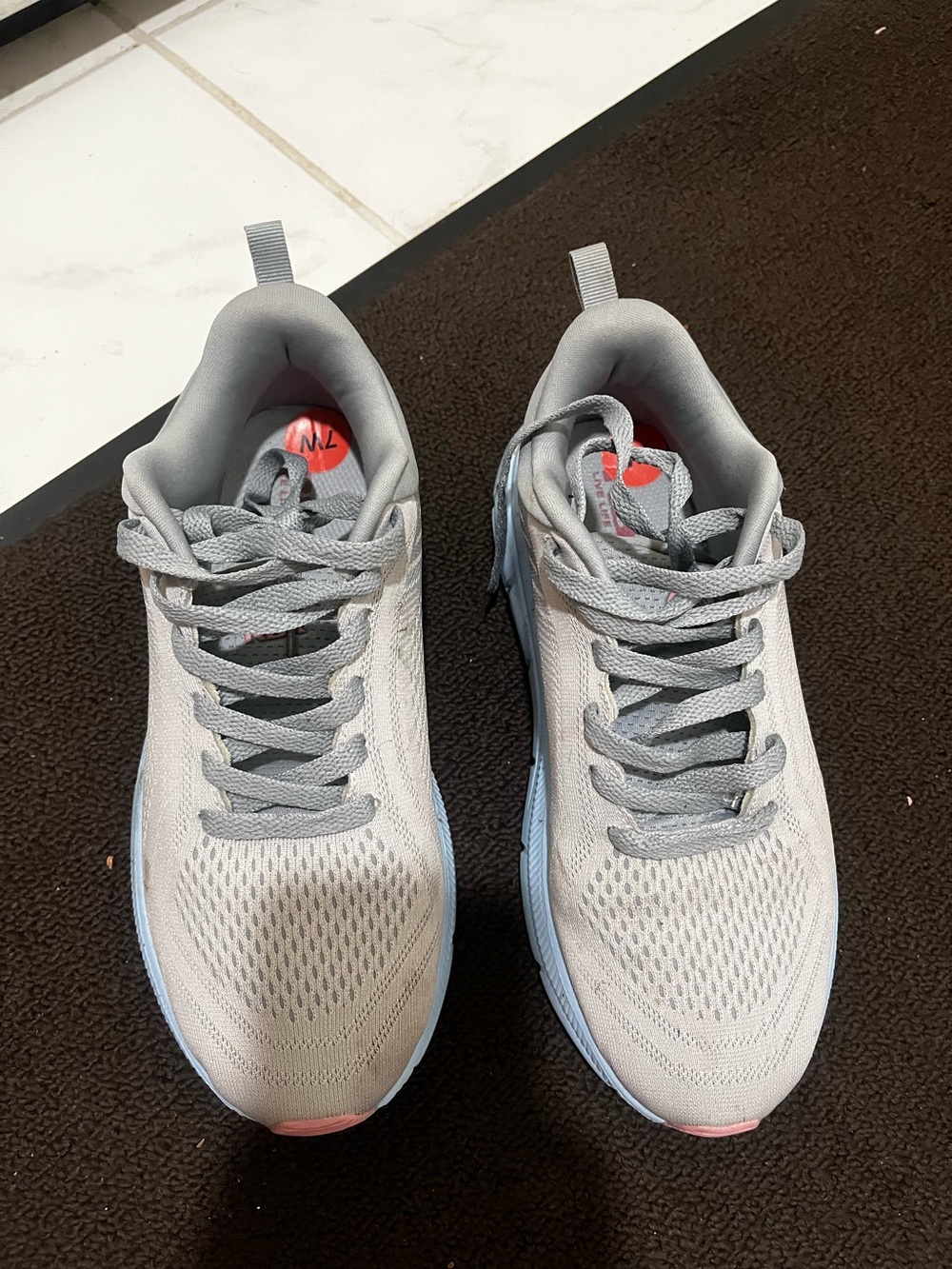 RBX Gray Lightweight Sneakers with Blue Outsole – Women’s Size 7 – Running/Train